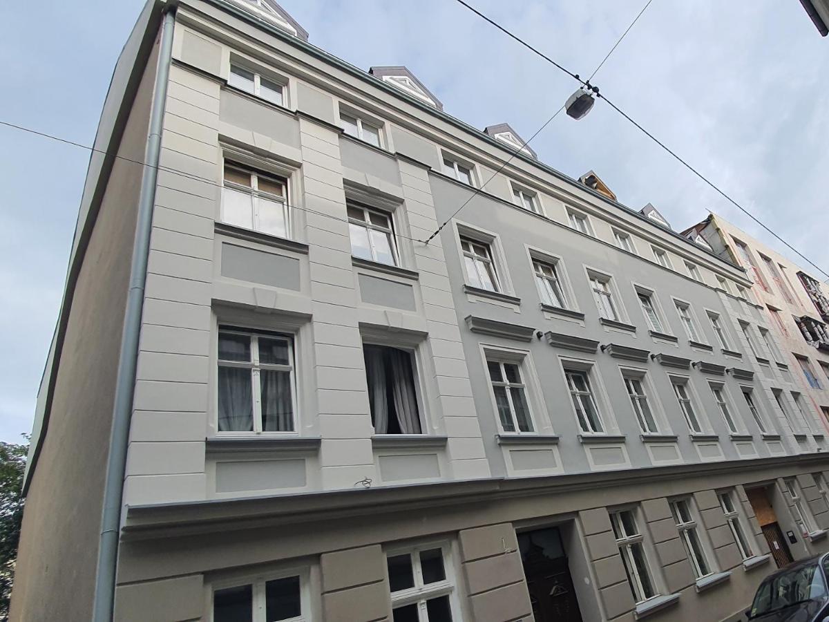 Old Town Apartment Познань Екстер'єр фото